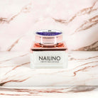 NAILINO Glitzer Farbgel Mystic Shimmer für glamouröse Gelnägel mit mystischem violettem Glitzer, langanhaltende Formel in edler Verpackung