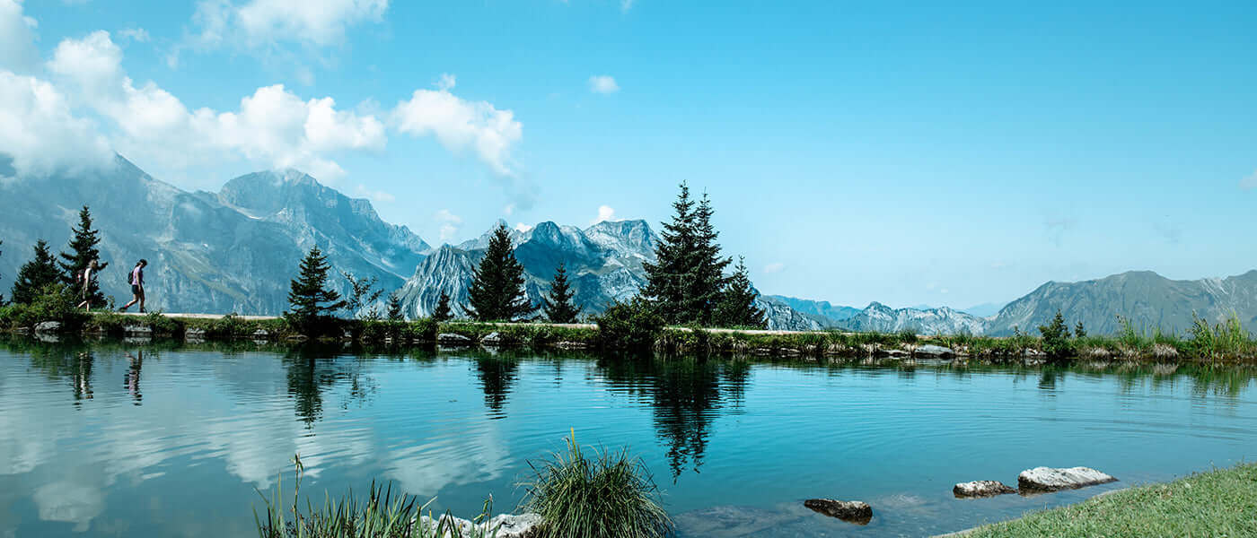 nailino aus der schweiz