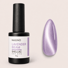 NAILINO Shellac Cat Eye Lavender Beam - 10g Flasche und Farbmuster des schimmernden Lavendelton.